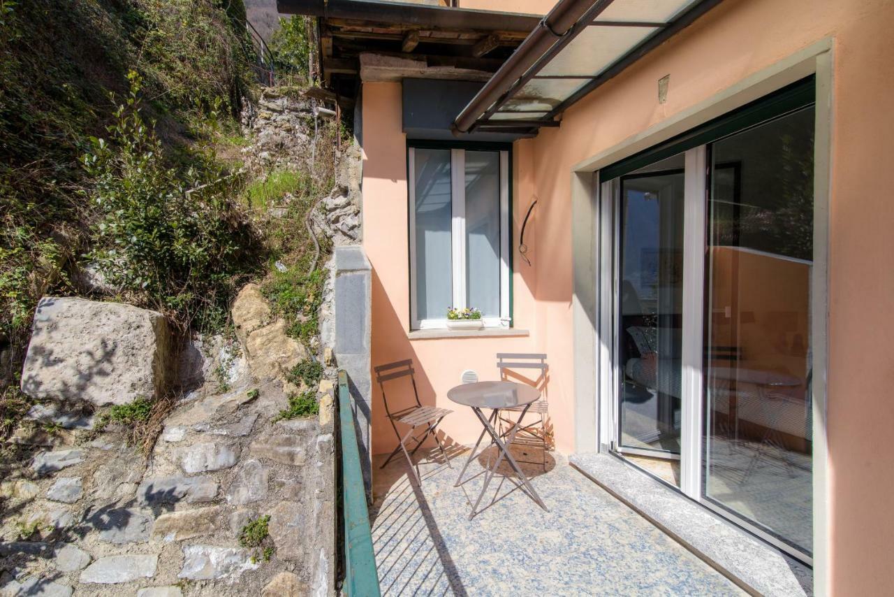 Al Pontile - The House Of Travelers Villa Sala Comacina Kültér fotó